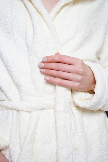 Халат женский короткий с капюшоном EMILY Кремовый