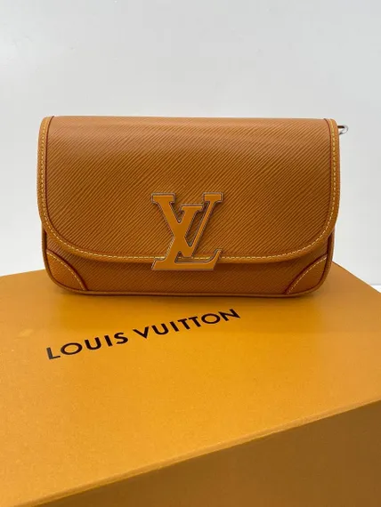 Сумка Louis Vuitton Buci коричневый