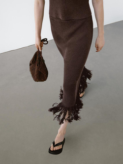 Massimo Dutti Длинная трикотажная юбка с бахромой по низу, шоколадный