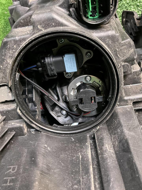 Фара правая KIA Optima 4 JF (2015-2018) галоген