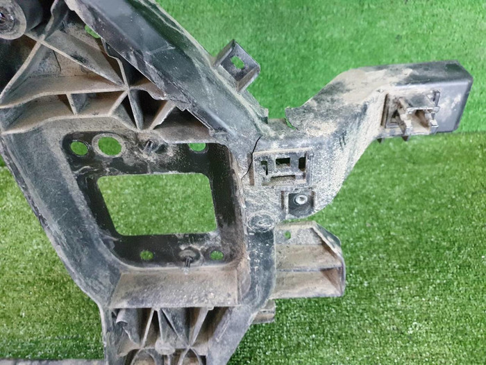 Телевизор Hyundai Santa Fe 4 TM (2020-2024)