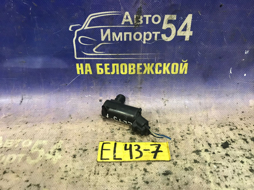 Моторчик бачка омывателя TOYOTA TERCEL 1994