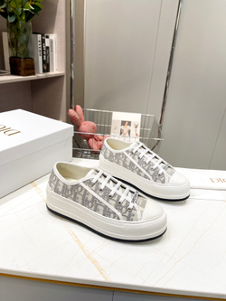 Christian Dior Walk'n'Dior Sneaker