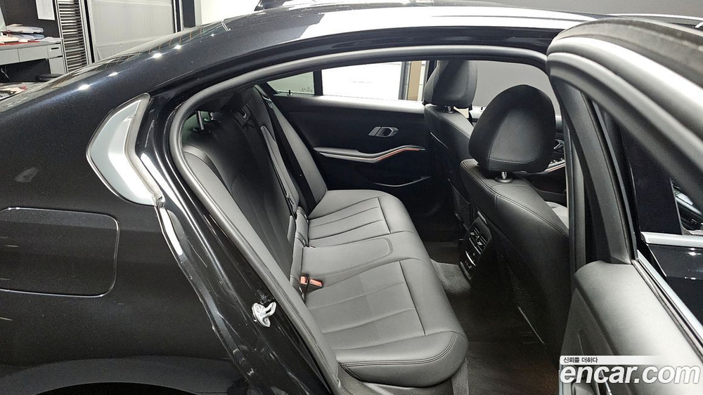 BMW 3 Series (G20) 320d (09.2019)