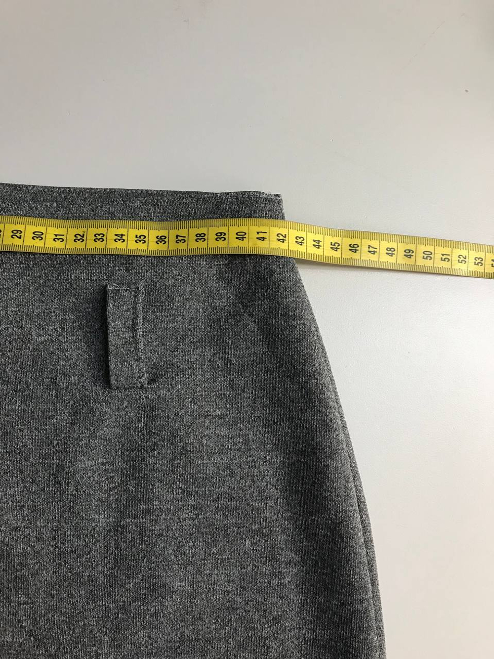 Юбка серого цвета, визуально 48 размер