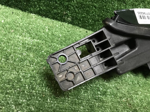 Битый Указатель поворота левый Omoda C5 (22-нв)