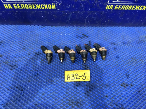 Форсунка топливная NISSAN CEFIRO 1997