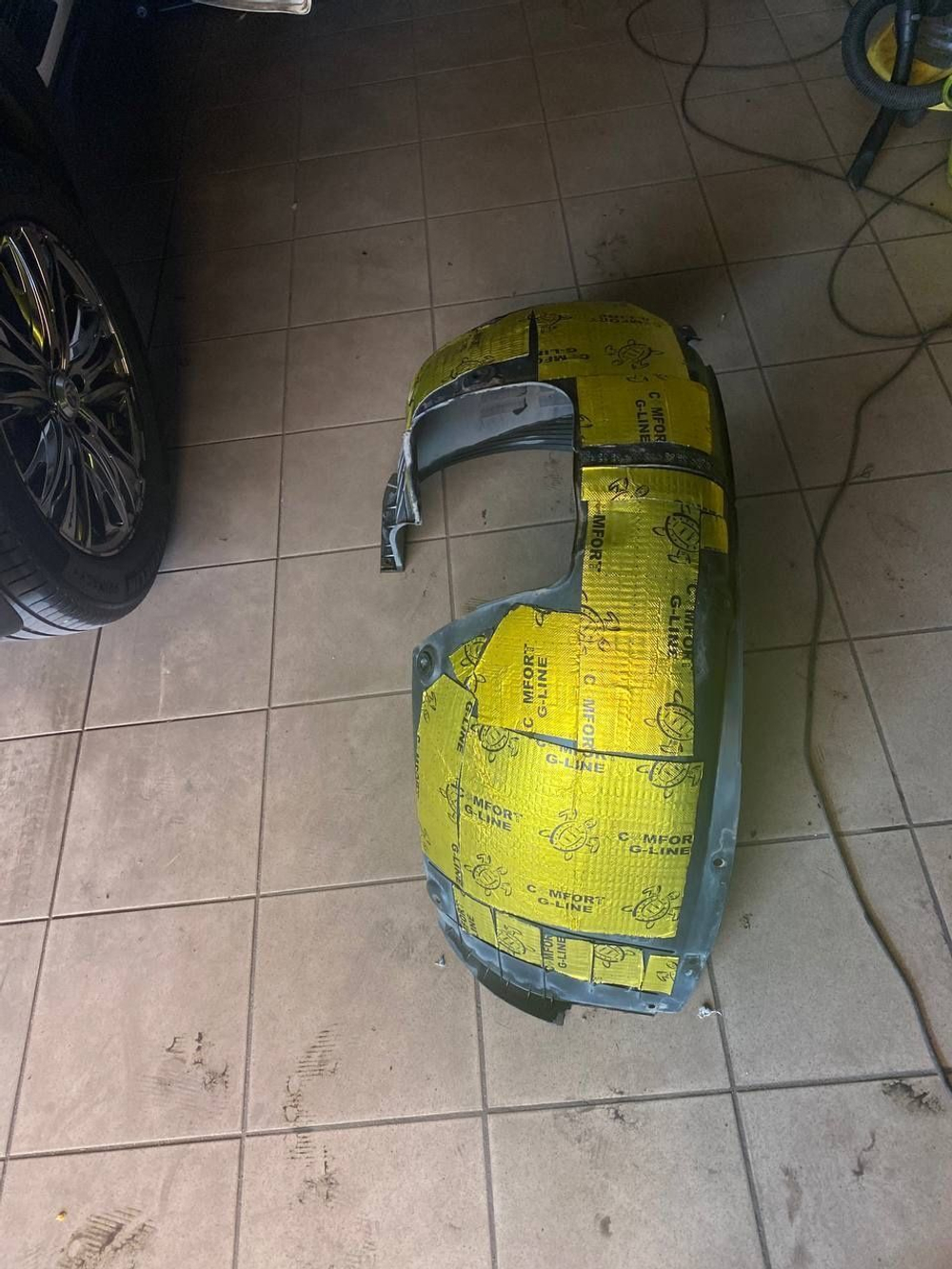 Виброизоляция Comfortmat G2 2,3 мм 50х70 см- 10 листов
