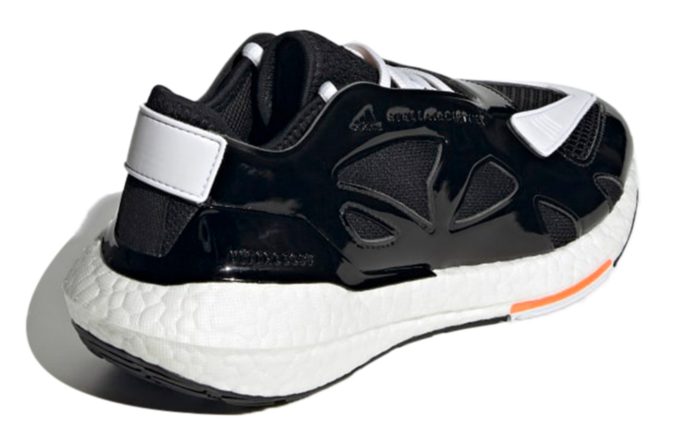 Кроссовки Adidas Ultraboost (Женская размерная сетка)
