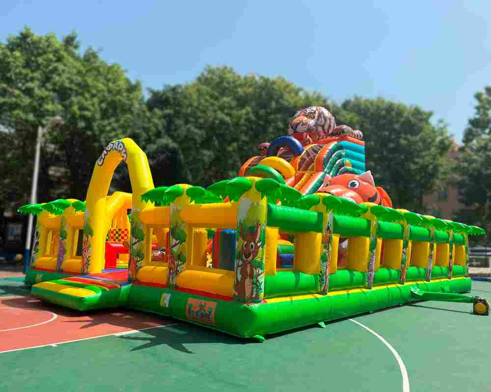 Коммерческий надувной батут «Сафари-Тигр», 12*9*9 м