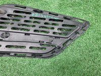 Решетка перед. бампера Mercedes S W222 (13-17) AMG