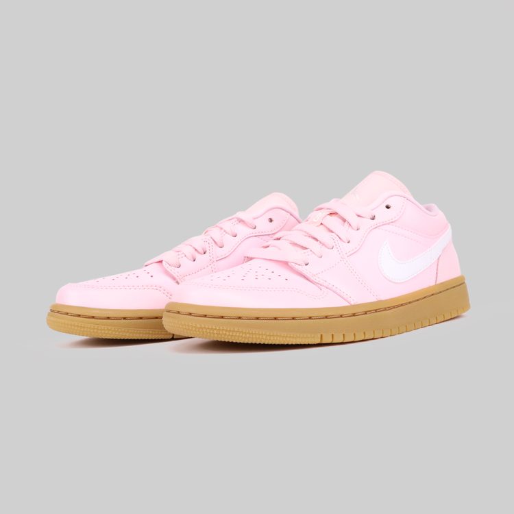 Кроссовки женские Jordan WMNS 1 Low артикул:DC0774-601 - купить в магазине Дайс