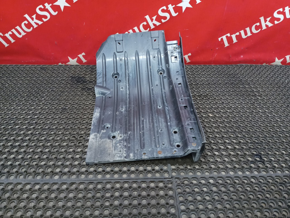 Крыло переднее левое задняя часть 2021г.