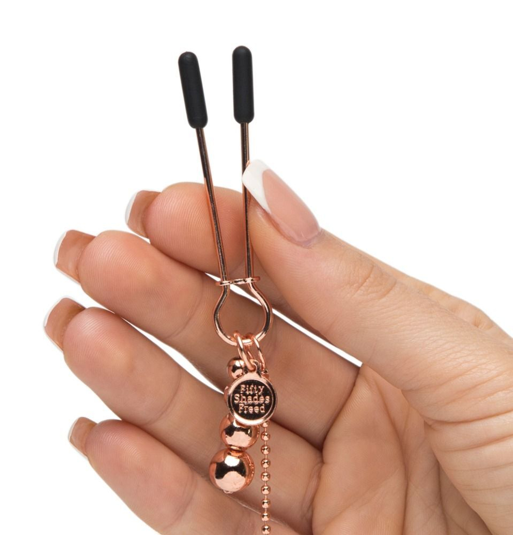 Золотистые зажимы для сосков и клитора All Sensation Nipple and Clitoral Chain (Цвет: золото)