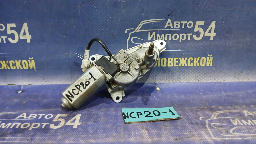 Моторчик заднего дворника TOYOTA FUNCARGO 2000