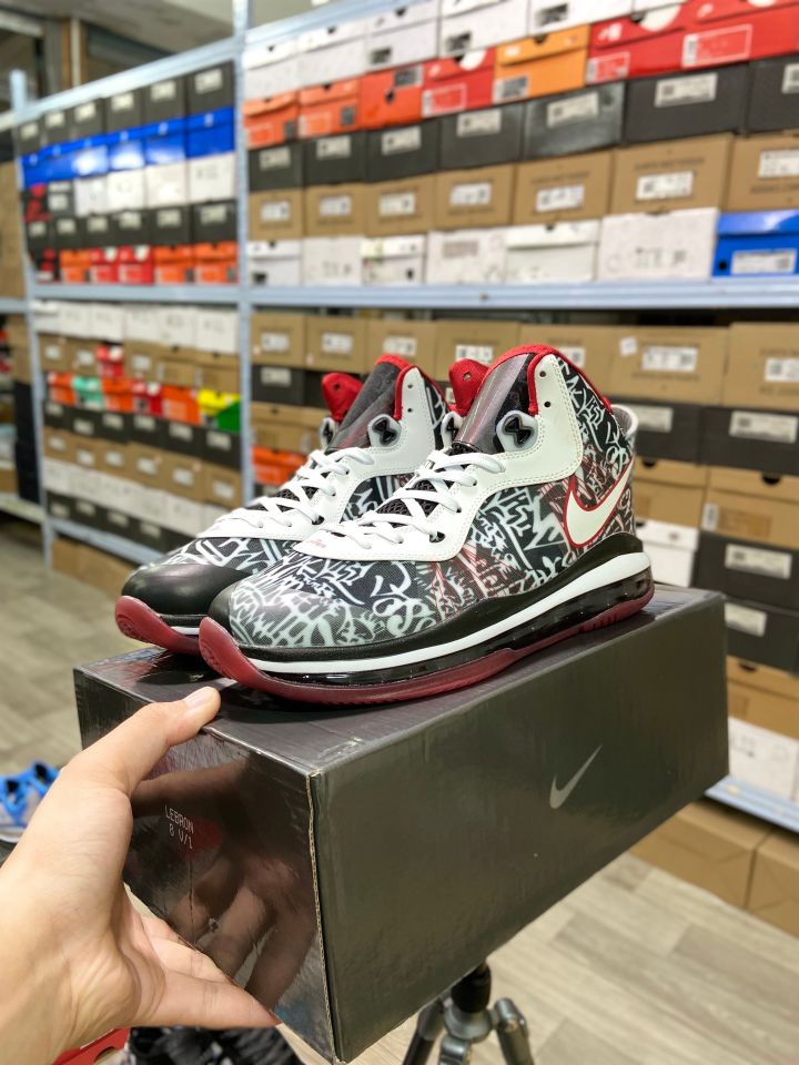 nike lebron 8 graffiti