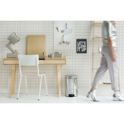 Brabantia Контейнер для мусора NewIcon 12л, полированная сталь 113581
