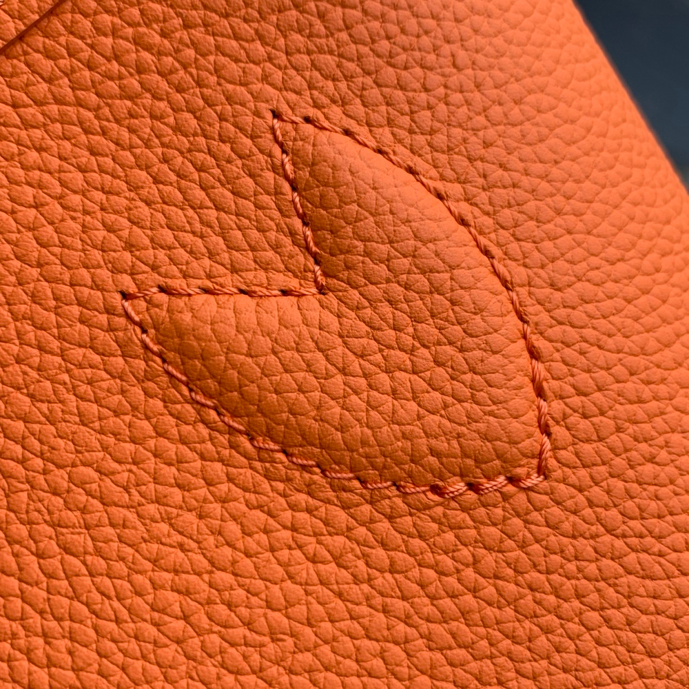 Louis Vuitton Neverfull Bandouliere Inside Out BB
