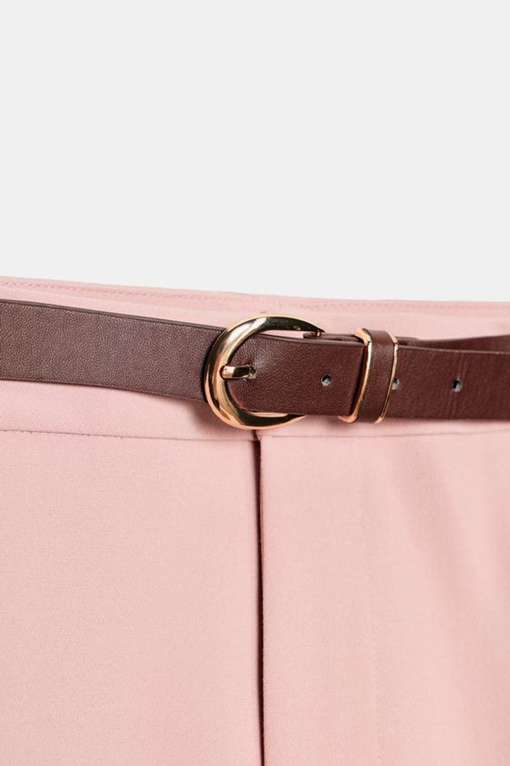 ZARA БРЮКИ С ЗАЩИПАМИ И РЕМНЕМ, СВЕТЛО-РОЗОВЫЙ