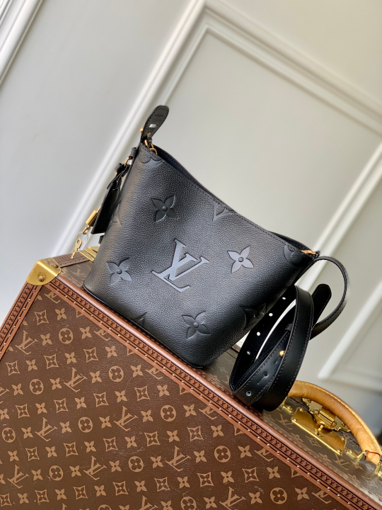 Louis Vuitton All In BB