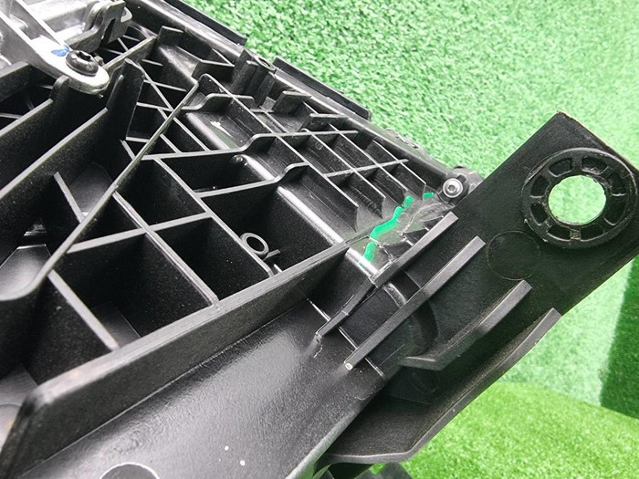 Фара правая Geely Monjaro (2021-н.в.) LED