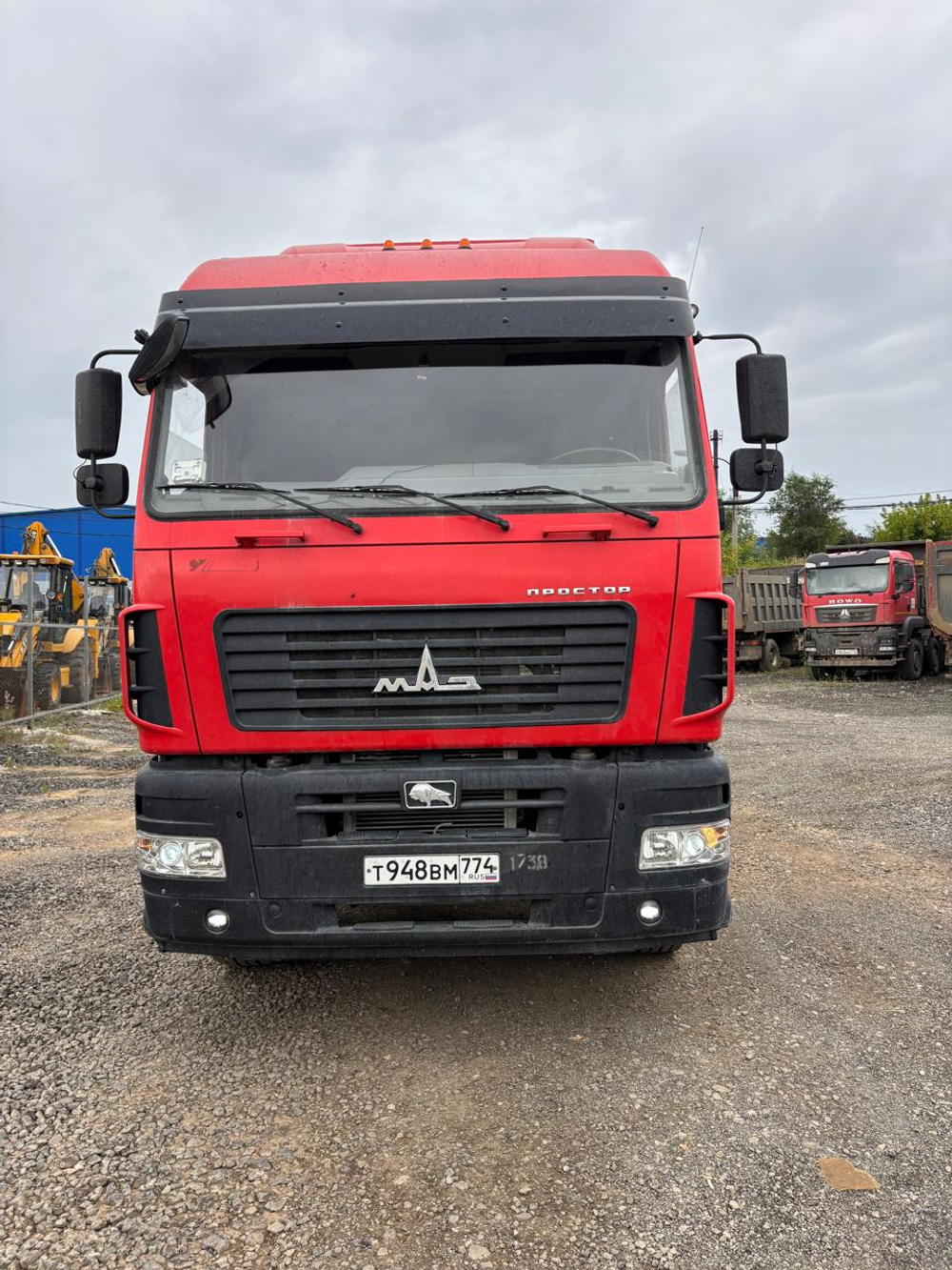 МАЗ 6430 6x4 Седельный тягач 643028-520-012 (Дизельный, 11,7 л, 428 л.с., МТ)