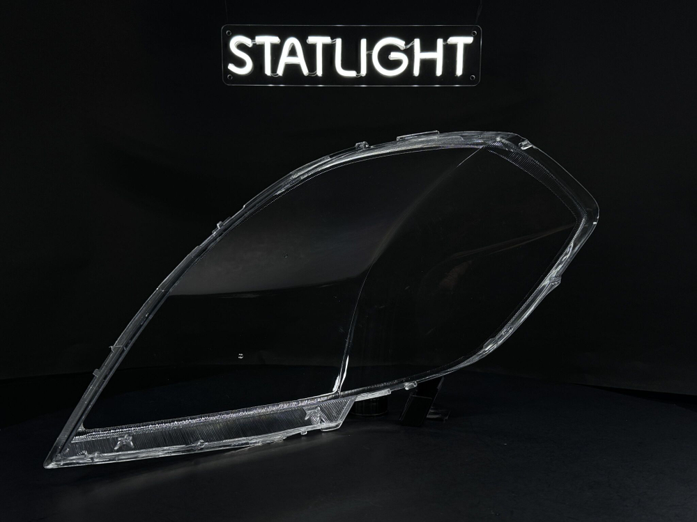 Правое стекло фары Nissan Teana 2003-2005