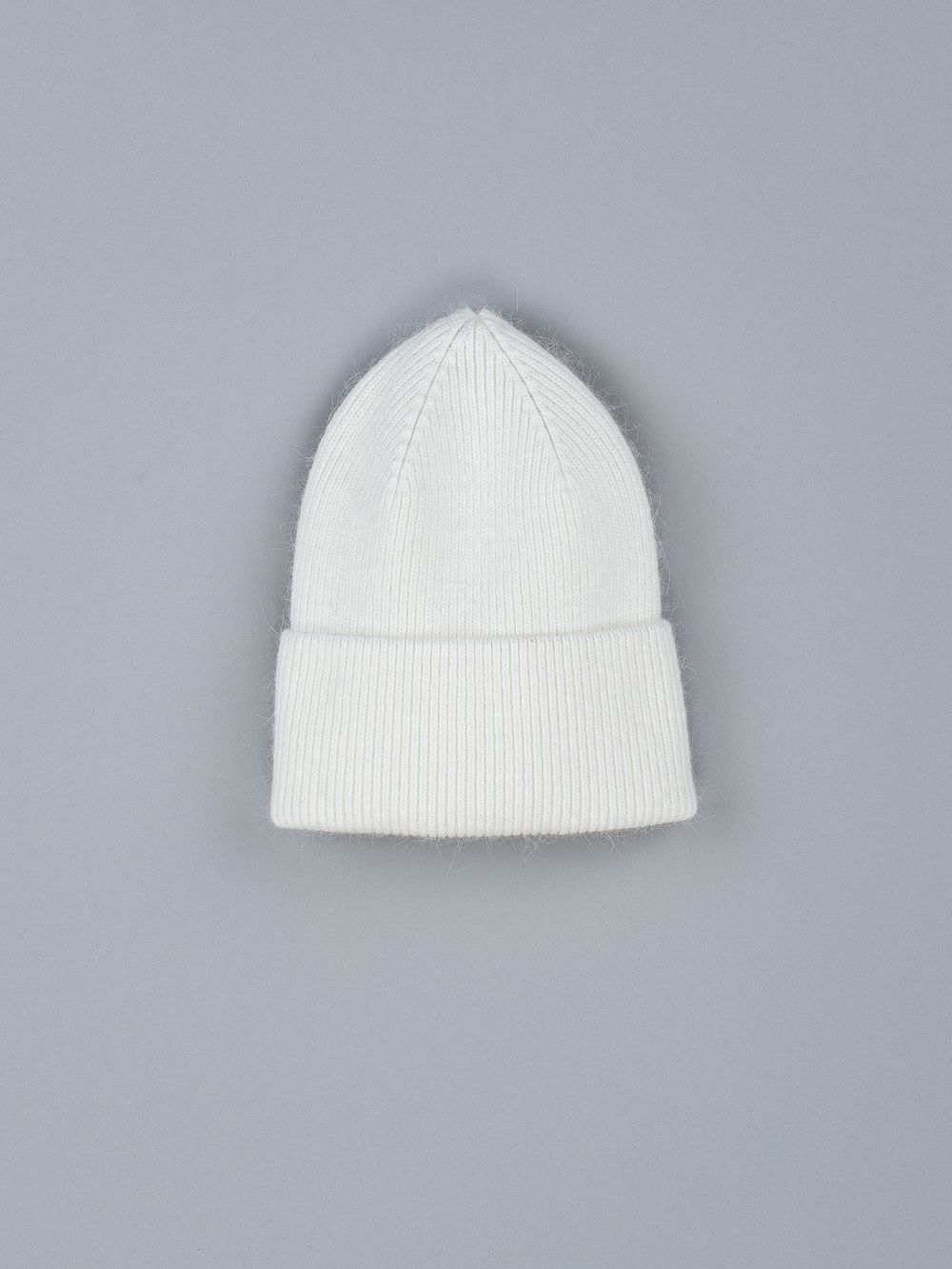 Шапка из ангоры однослойная "Молоко"