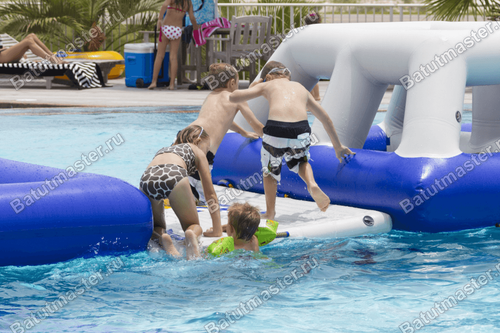 Элемент аквапарка «Свимстеп»,  2,3×2,3×2,4 м