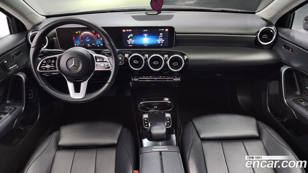 Mercedes-Benz A-Class W177 A220 Sedan (03.2020)