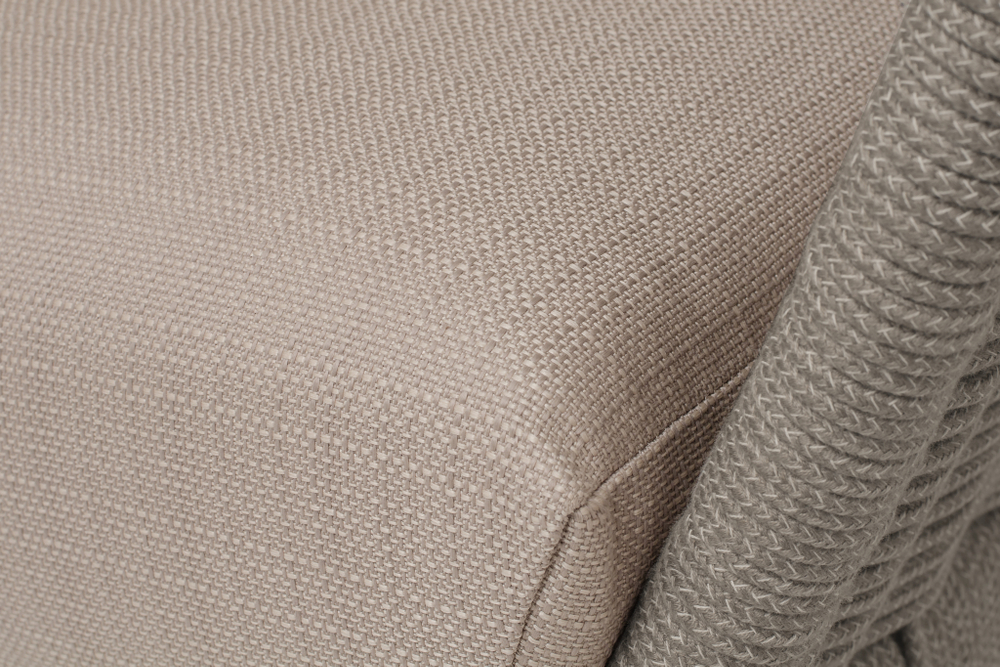 "Фиджи" диван 3-местный плетеный из роупа, каркас алюминий светло-серый (RAL7035) муар, роуп серый меланж круглый, ткань Mossle бежевая