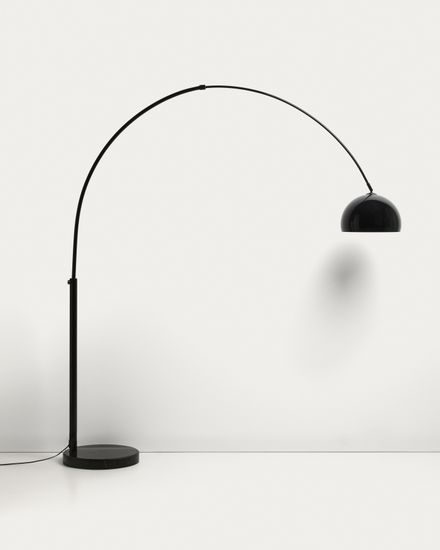 Напольная лампа Madali из стали с глянцевой черной отделкой и черным мрамором