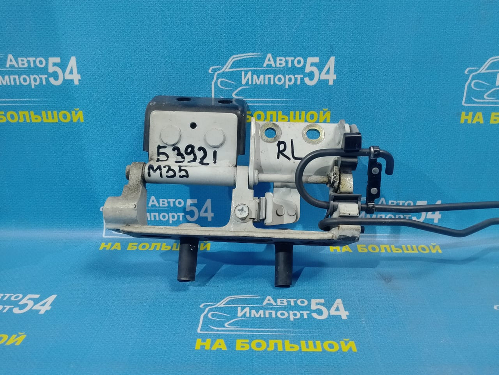 Петля багажника NISSAN STAGEA 2001-2007