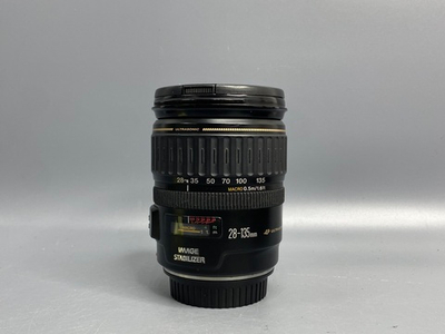 Canon EF 28-135mm 3.5-5.6 IS USM царапка на передней линзе