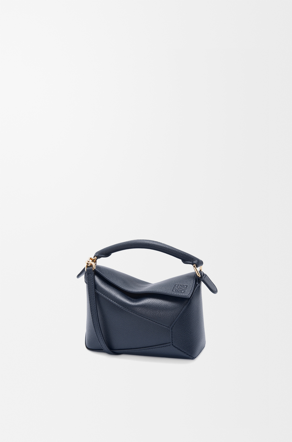 Loewe Мини-сумка Puzzle Edge из мягкой зернистой телячьей кожи, морской синий