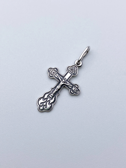 Крест из серебра/Чернение/С подвижным ухом