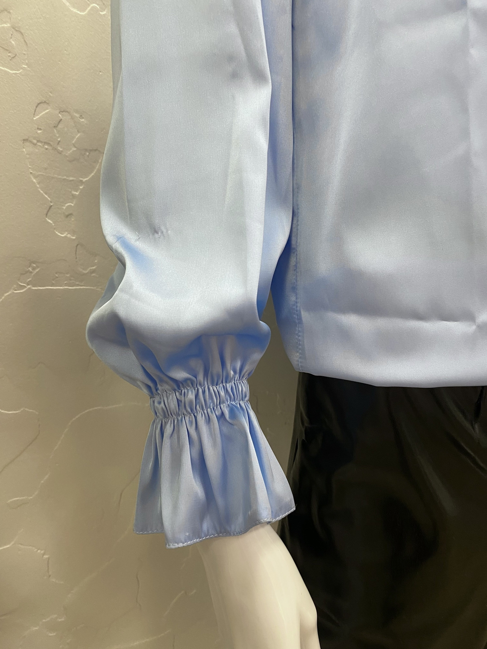 Блуза шелк голубой