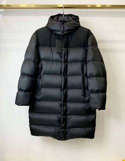 Пуховик Moncler