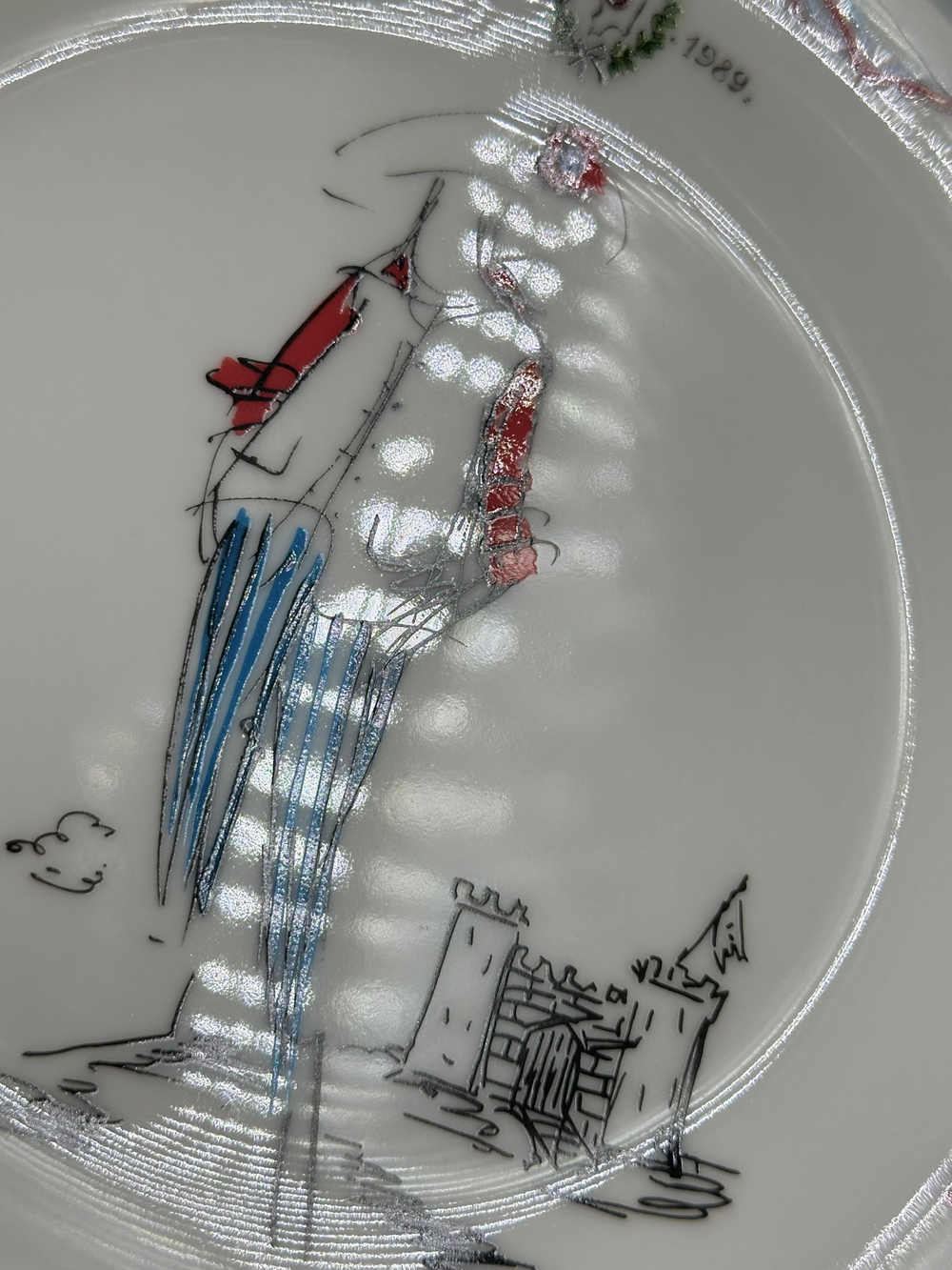 Тарелка Christian Dior «Революционная мода»