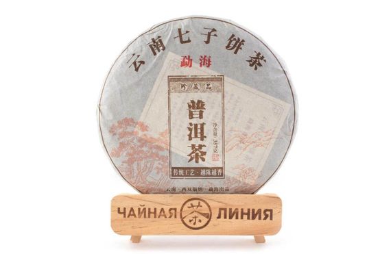 Shu Pu&#39;er 2008 z hrabstwa Menghai, 357 g
