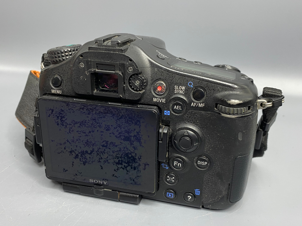 Sony A77, 48.000 кадров