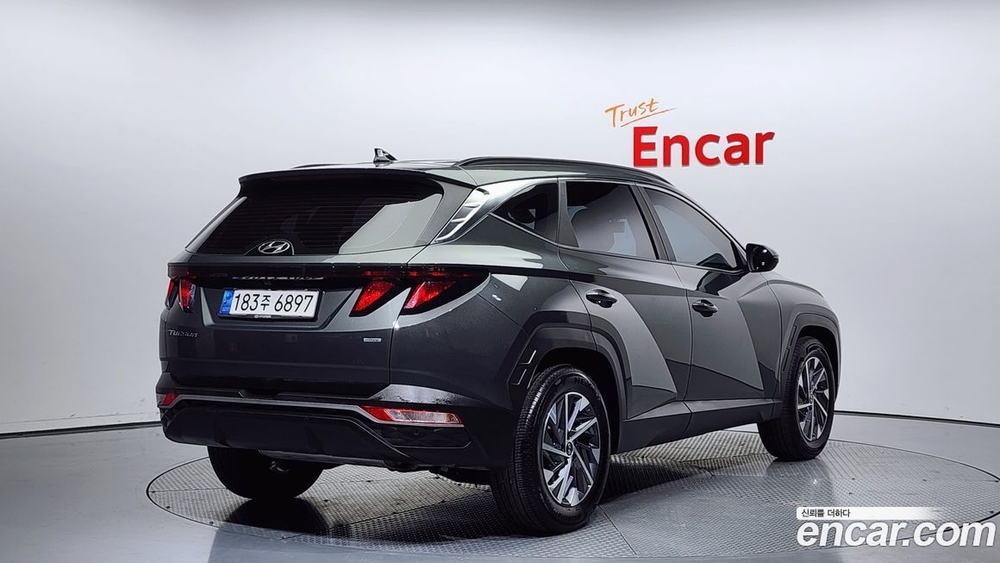 Hyundai Tucson (NX4) Бензин 1.6 Turbo 4WD (01.2023)