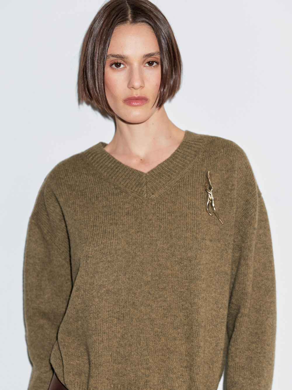 Massimo Dutti Трикотажный свитер с V-образным вырезом, кротово-коричневый