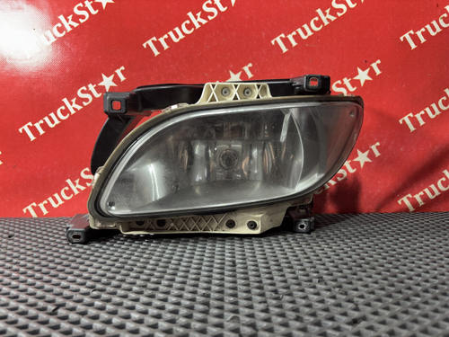 Фара противотуманная левая 2018г.