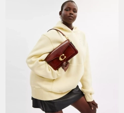 COACH СУМКА ЧЕРЕЗ ПЛЕЧО TABBY 26, КОРИЧНЕВЫЙ