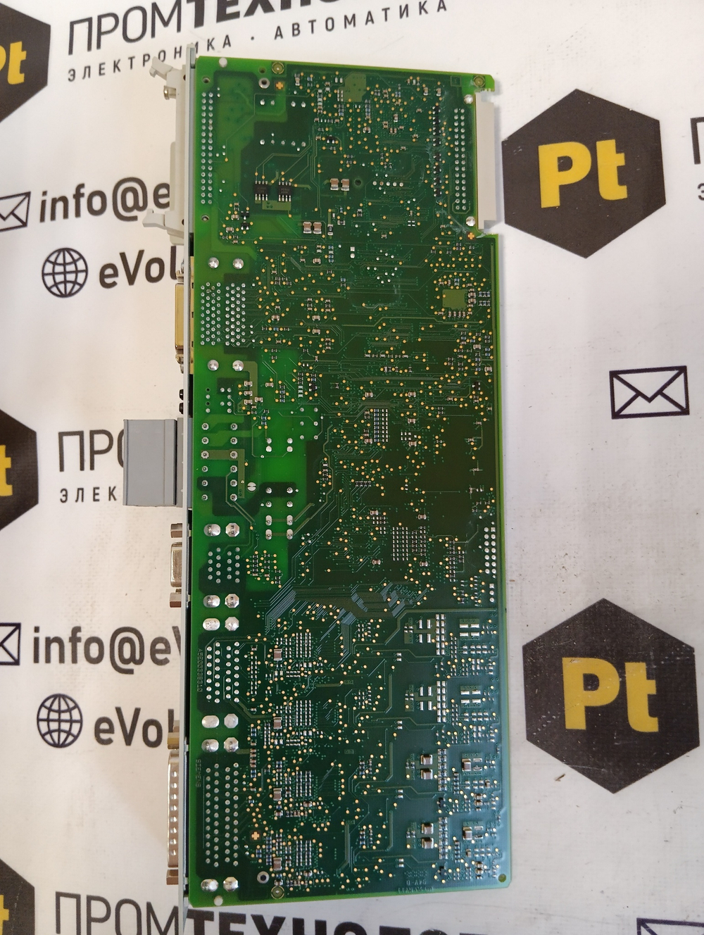 Siemens 6SN1118-0DM31-0AA1 с хранения