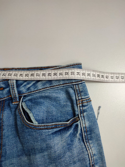 Джинсы Stradivarius с порезами 42 размер