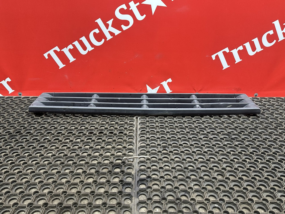 Подножка обслуживания верхняя