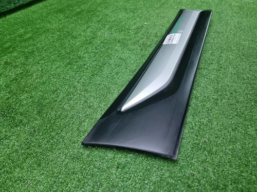 Накладка двери задняя Mitsubishi Outlander 3 15-нв