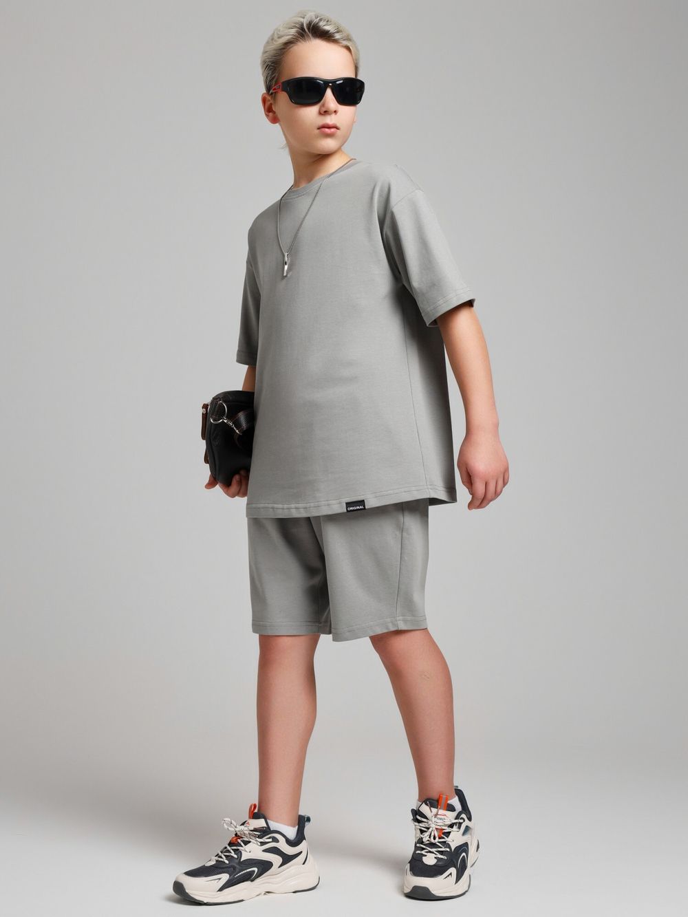 Костюм для мальчика Азарт-2 Виотекс СЕРЫЙ